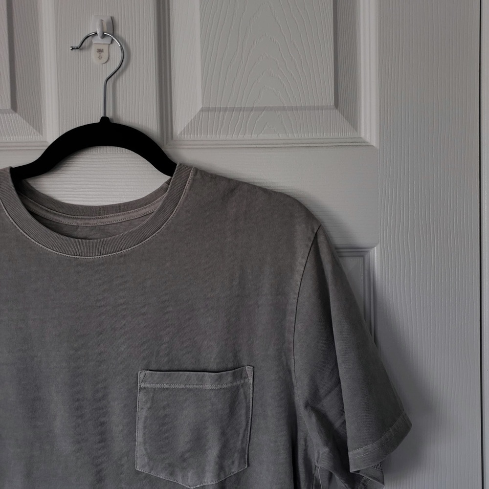 Lucky Brand - Loose T-Shirt w/ 1 Pocket - Picture 2 of 8